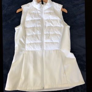Lululemon White Down For A Run Vest . Size 8